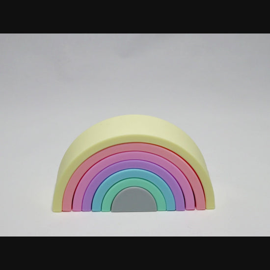 brinquedo arco iris feito 100% em silicone alimentar